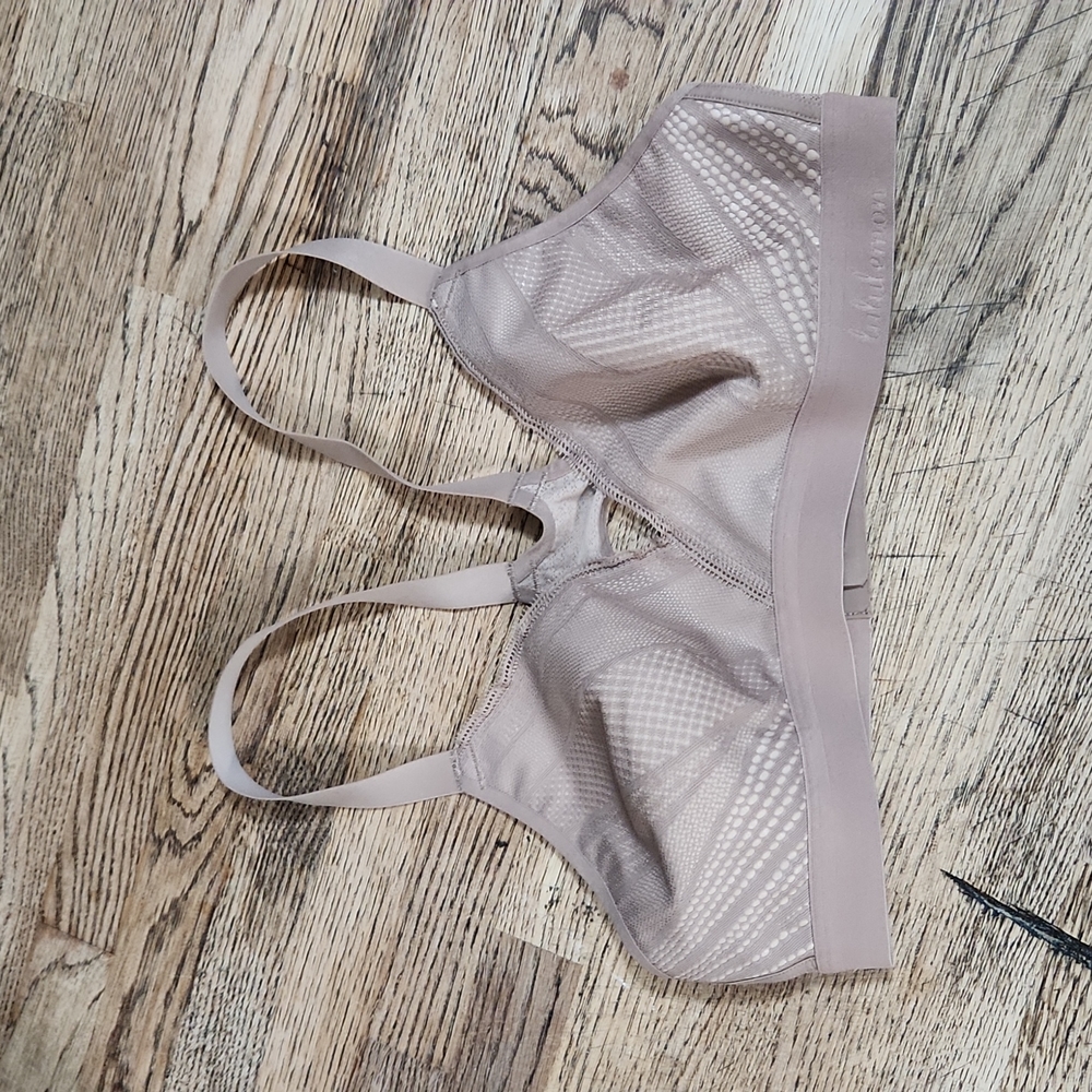 Lululemon Awake to Lace Bra 34C